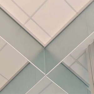 擋煙垂壁是什么(圖1) 擋煙垂壁安裝效果.jpg